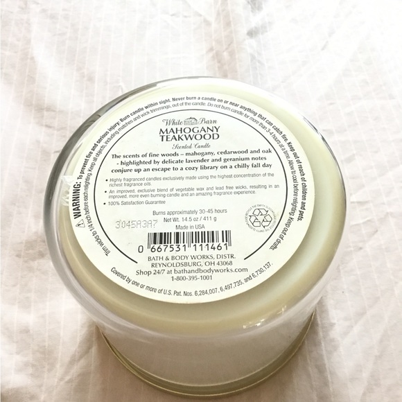 Bath and Body Works White Barn Mahogany Teakwood Three Wick Candle NWT - Picture 3 of 5